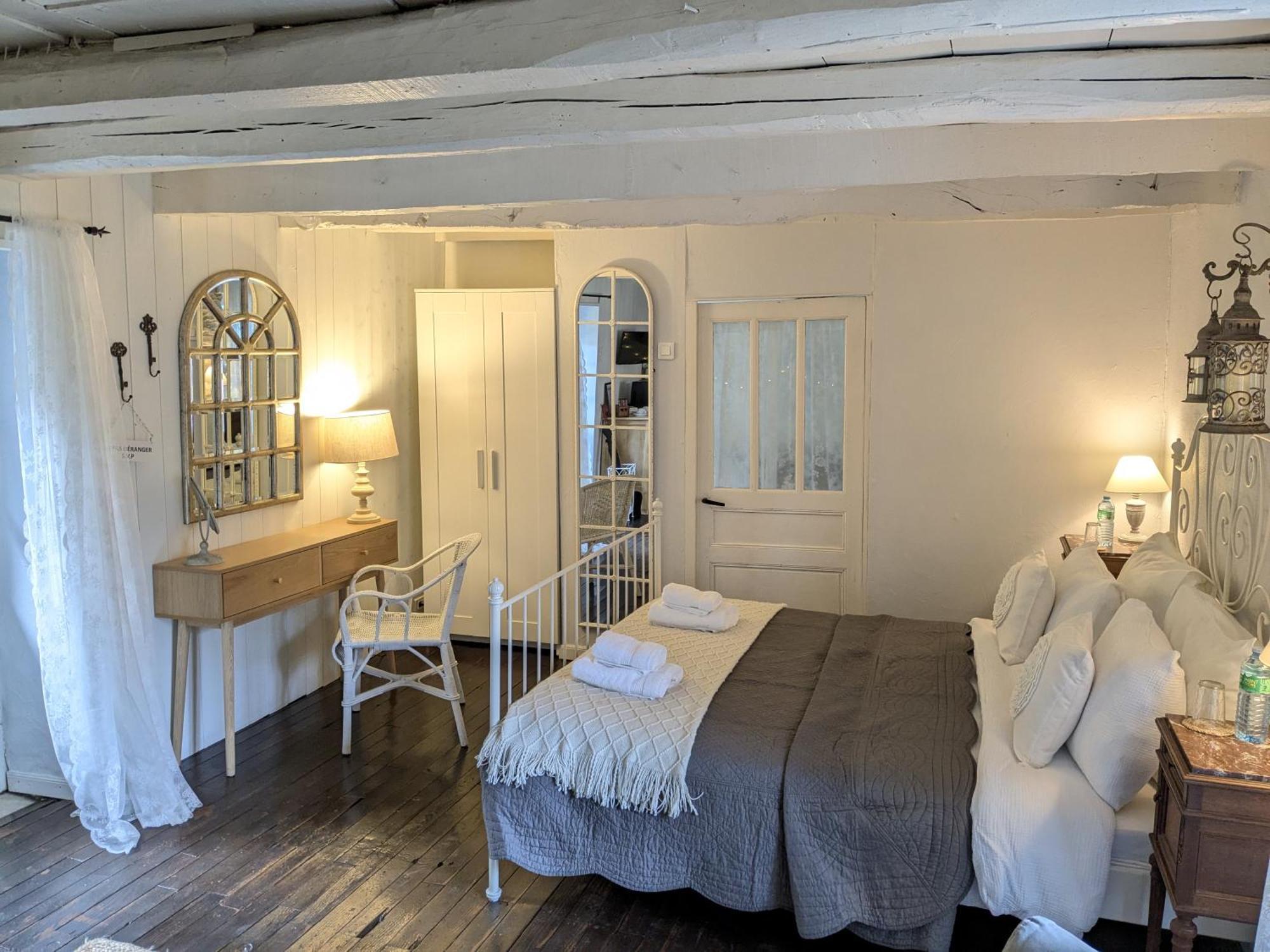 Sous Le Chateau Jumilhac-le-Grand Exteriér fotografie